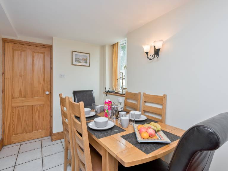 Child-friendly lovely cottage with pool, garden & BBQ | Pet-friendly — photo 5