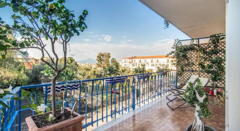 Holiday apartment with 2 rooms for 6 persons — photo 4