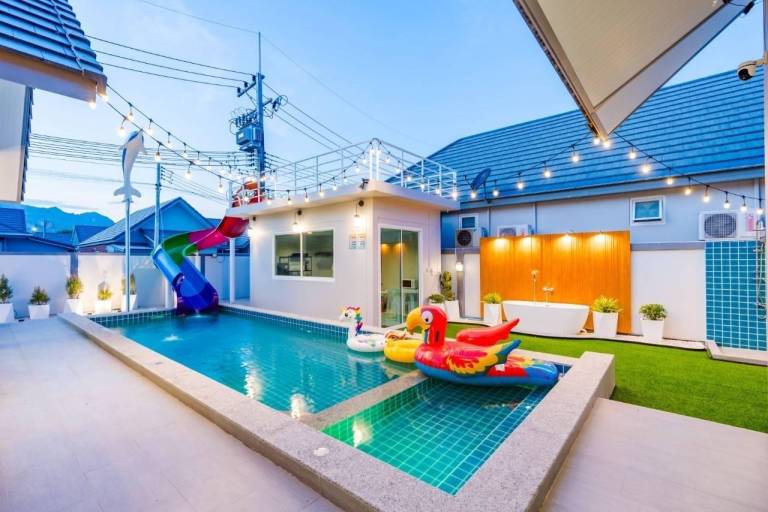 House with 4 rooms for 15 persons in Hua Hin