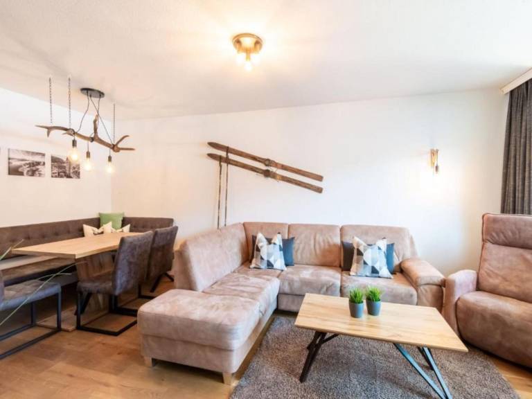 Rental apartment with 2 rooms for 6 persons — photo 3