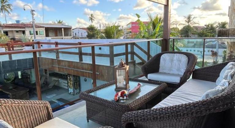 Vacation home with pool — photo 4