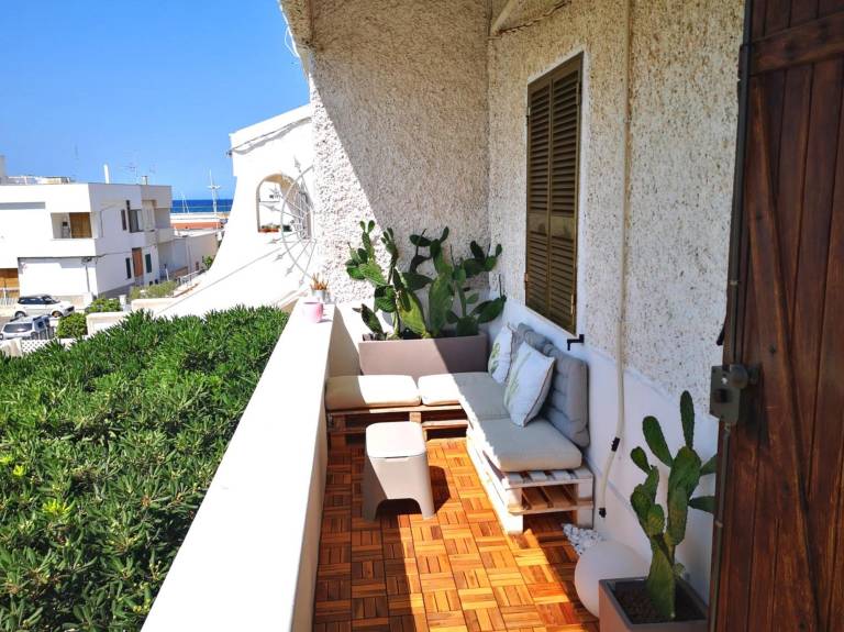 Apartment 'Il Porticciolo' with Sea View, Wi-Fi and Air Conditioning — photo 3