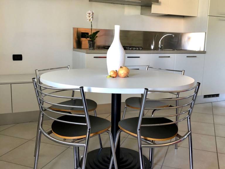 Holiday apartment with barbeque, terrace & pool — photo 2