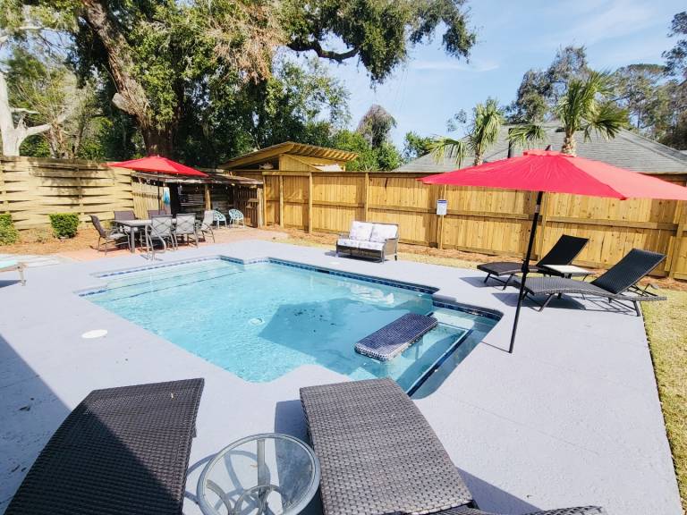 Splish Splash Cottage - 112 Toluca Lane in St. Simons Island, GA
