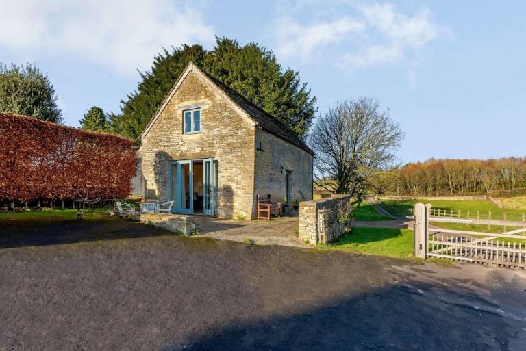 Cottage  Wotton-under-Edge