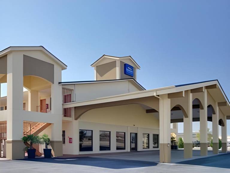 Baymont by Wyndham Terrell in Terrell, TX