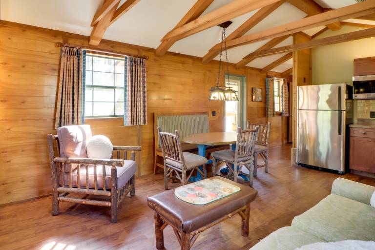 Fire Pit + Lake Access: Cabin Retreat in Heflin — photo 5