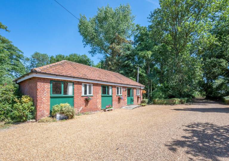 House  Garvestone