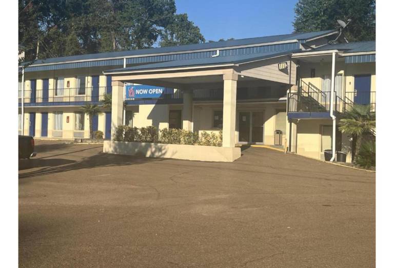 Motel 6 McComb, MS in McComb, MS
