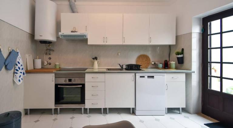 Holiday apartment with terrace — photo 5