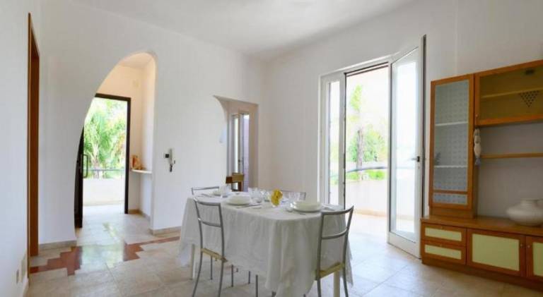 Children-friendly pleasant villa with patio, pool & barbecue | Dogs allowed — photo 2
