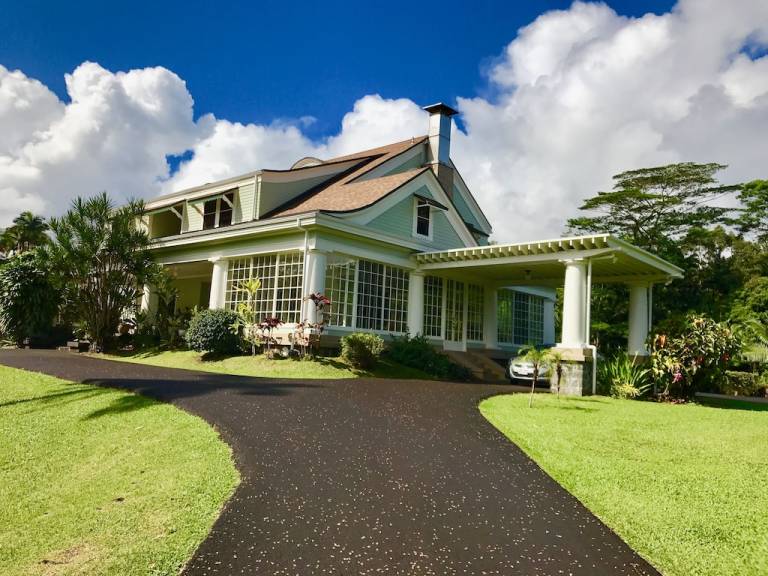 Hilo Vacation Rentals, Homes and More