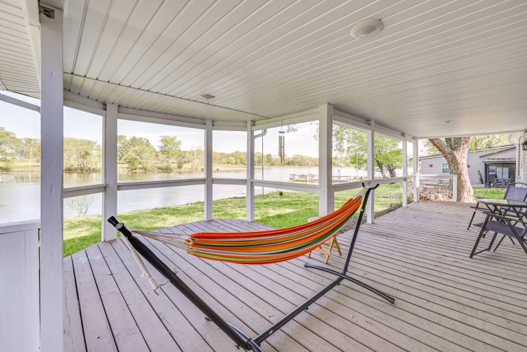 Near Hiking & Fishing: Dale Home w/ Deck! — photo 2