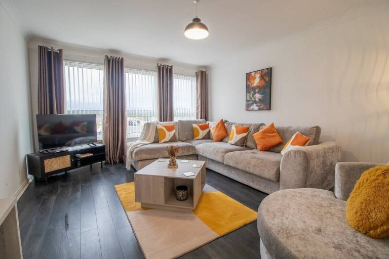 Apartment Motherwell