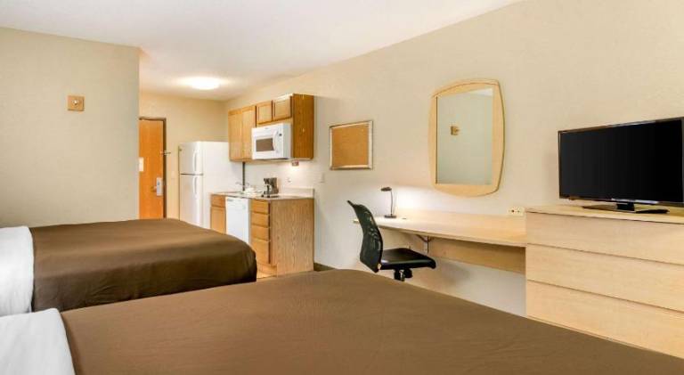 Birch Hill Suites - South Bend in South Bend, IN
