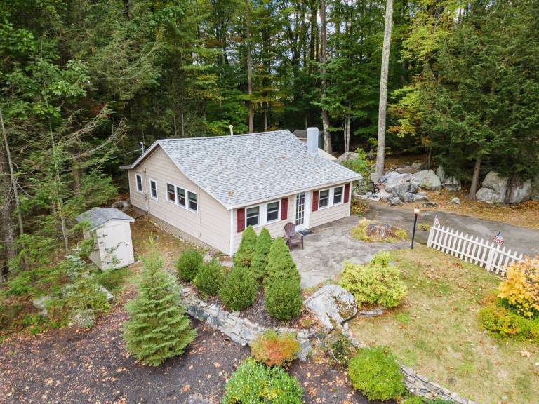 Cabin  Alton