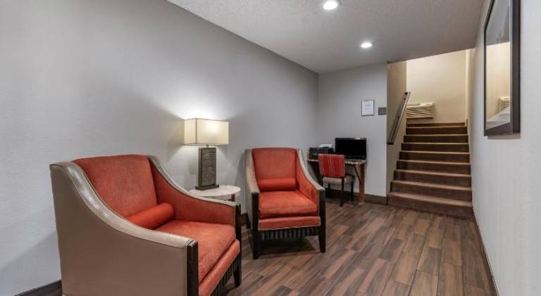 Comfort Inn & Suites Hays I-70 — photo 4