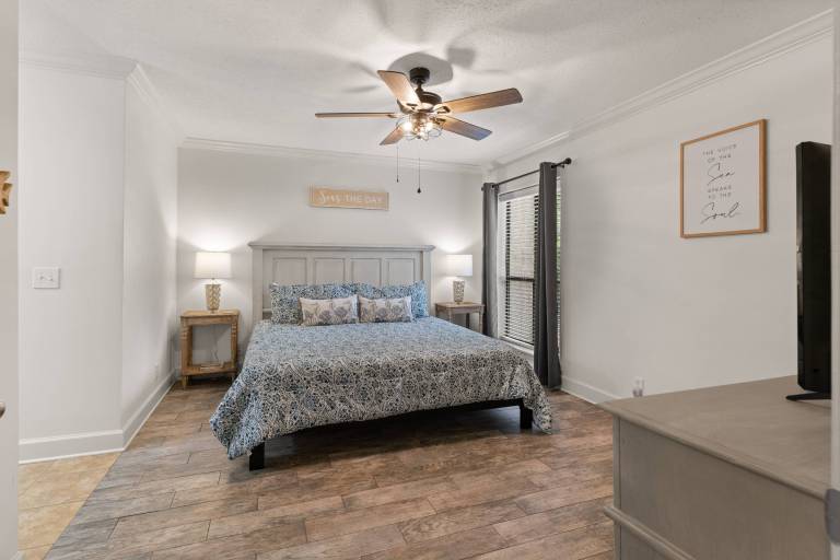 Children-friendly wonderful condo with pool | City view | Dogs allowed — photo 3
