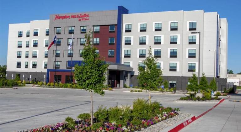 Hampton Inn & Suites by Hilton Irving Hwy 183 in Irving, TX