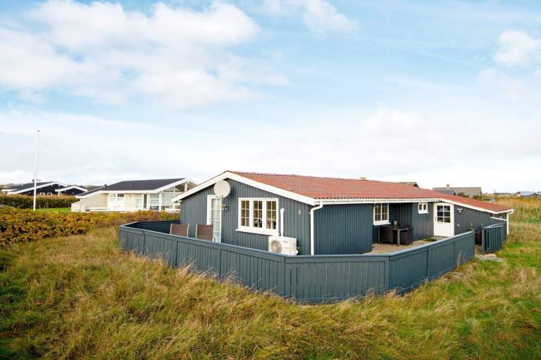 House with terrace | Next to the beach | Pets are welcome in Ringkobing