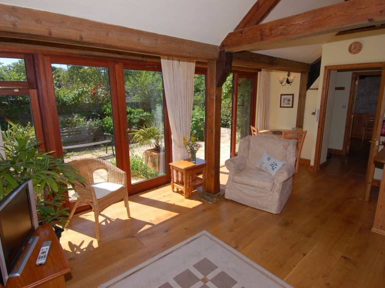 Cottage with yard | Dogs allowed — photo 3