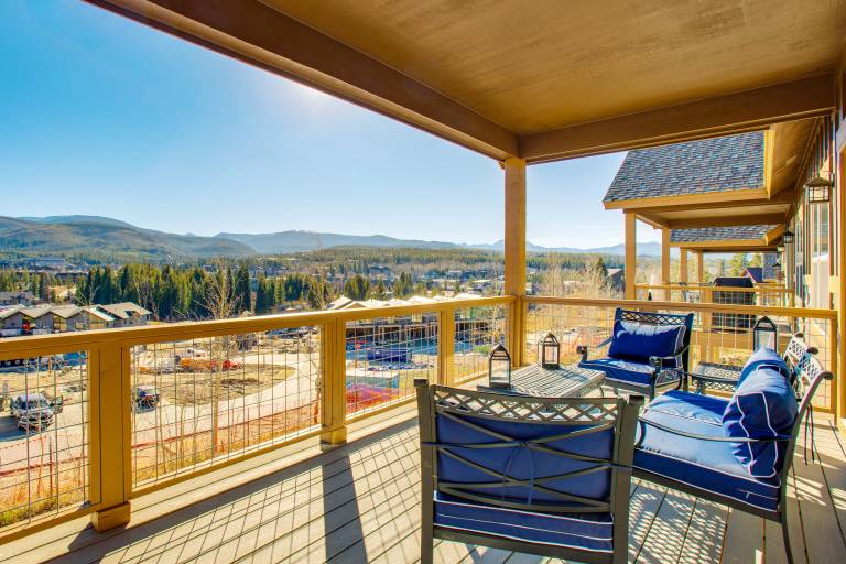 < 5 Mi to Winter Park: Family Base Camp w/ Hot Tub in Winter Park, CO