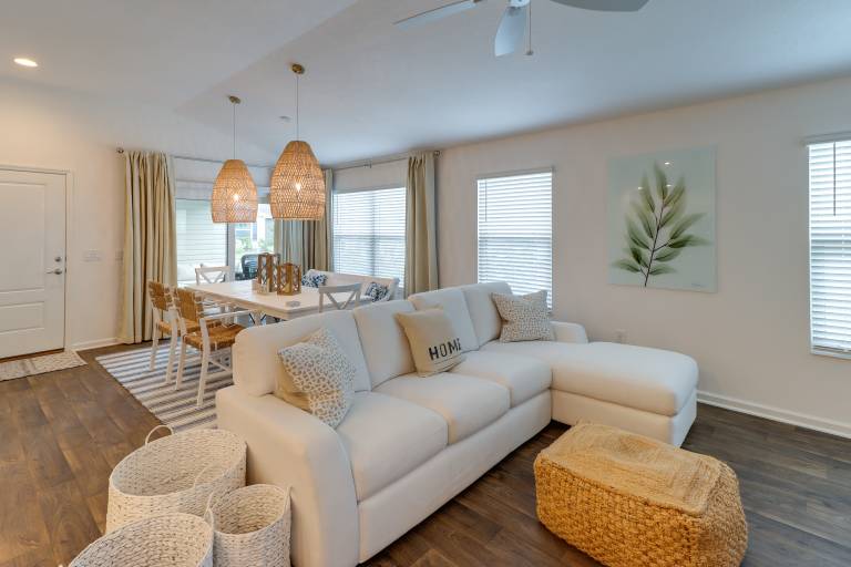 Golfer's Paradise: Pet-Friendly Home in Wildwood — photo 4