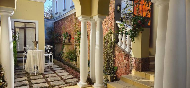 Villa Lugano Guest House