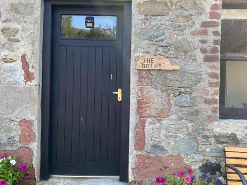 House  Luss