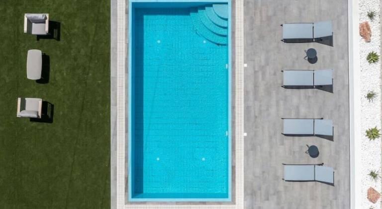 Villa with yard, grill & private pool in Rhodes