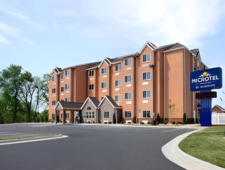 Microtel Inn & Suites by Wyndham Tuscumbia/Muscle Shoals in Tuscumbia, AL