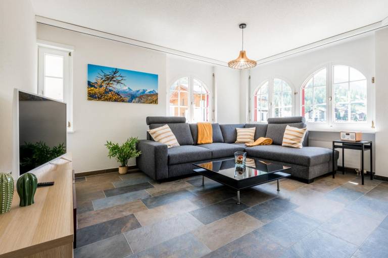 Family-friendly lovely apartment with terrace & yard | Close to the ski | Pet-friendly in Saas Grund