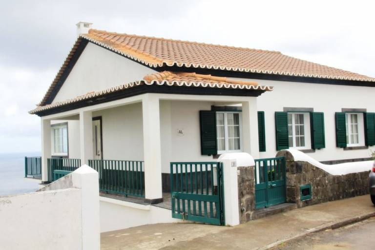 Villa Achada