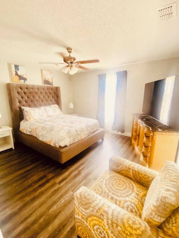 House  Poinciana