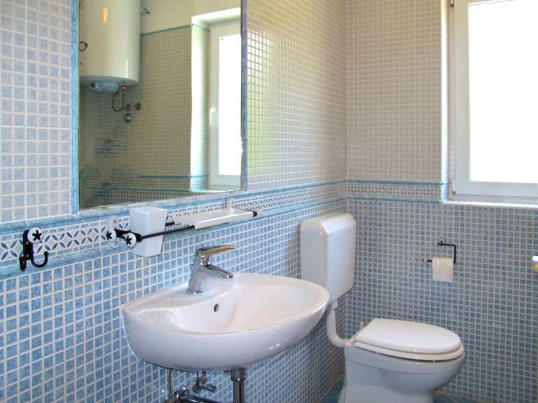 Rental apartment with garden, barbecue & pool | Sea view — photo 5