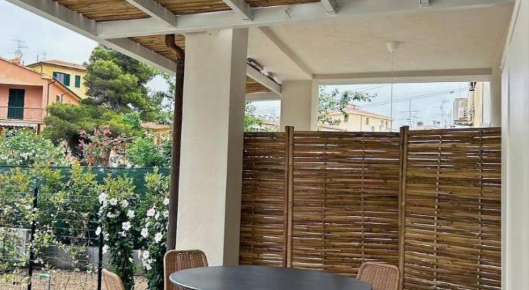 House with barbecue, terrace & garden — photo 3