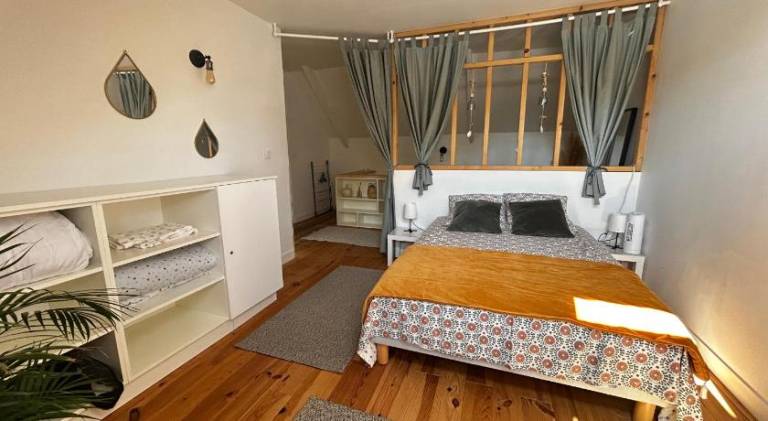 Apartment with 2 rooms for 6 persons in Saint-Jouan-des-Guerets