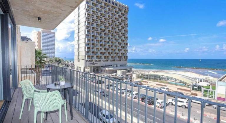 Luxury 2BD Beach Apartment 15 — photo 3