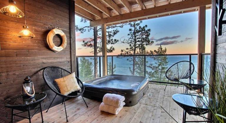 House with pool & jacuzzi — photo 5