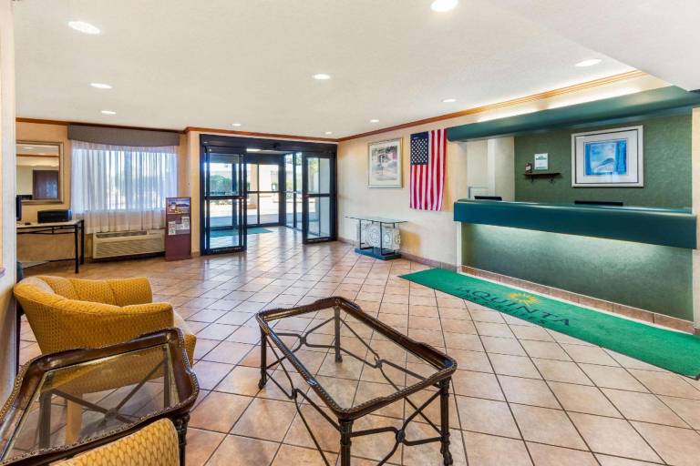 La Quinta Inn & Suites by Wyndham Las Cruces Organ Mountain — photo 5