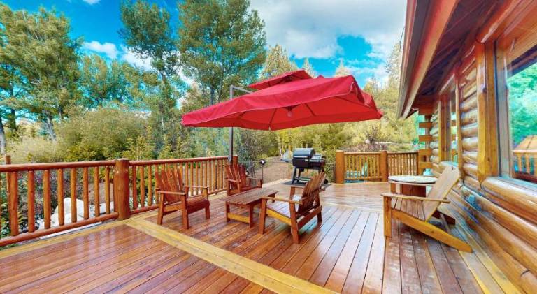 Beautiful vacation home with pool & jacuzzi | Pets allowed — photo 5