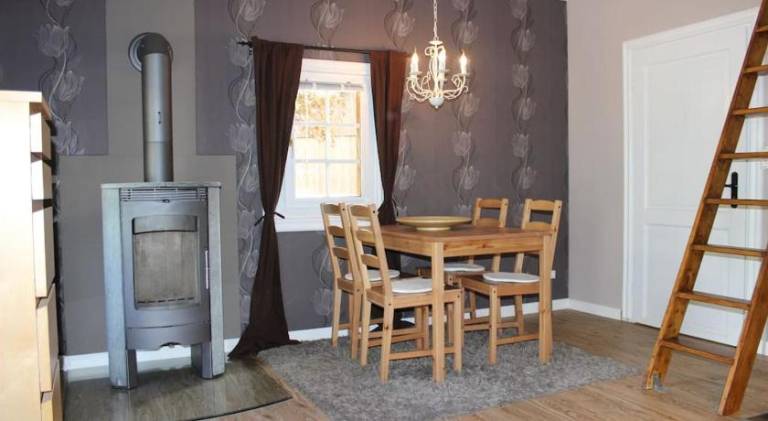 Rental apartment with 2 rooms for 5 persons — photo 3