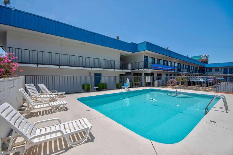 Motel 6 Russellville, AR — photo 5