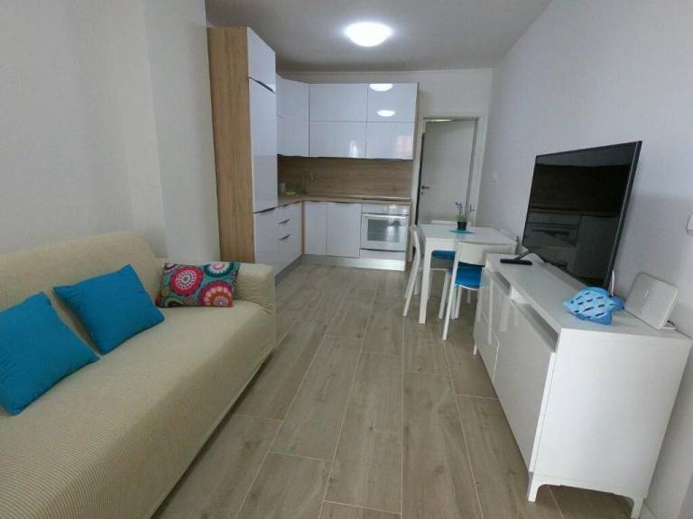 Rental apartment with patio | Sea view — photo 4