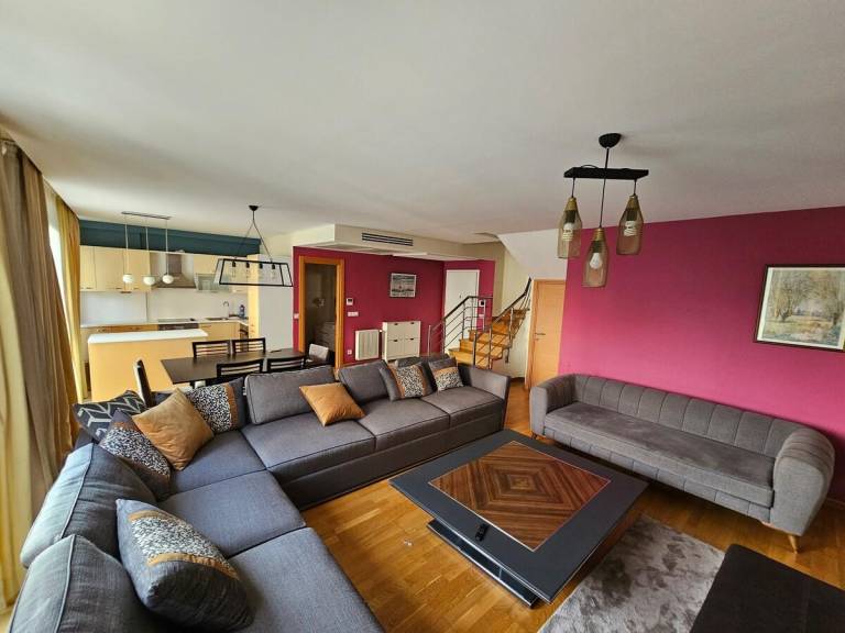 Fully equipped rental apartment with pool & sauna | Near Taksim Square | Good for workation | Dogs allowed — photo 2