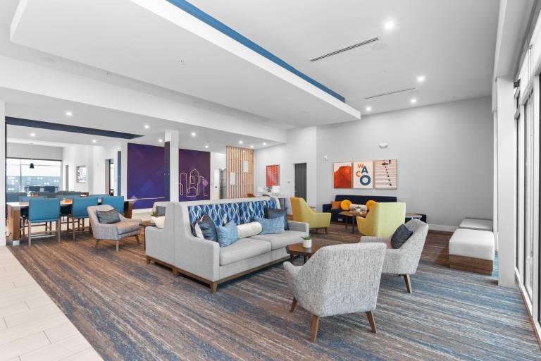 Holiday Inn Express & Suites Waco Downtown By IHG — photo 2