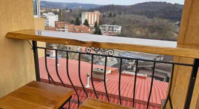 Fully equipped apartment with patio | Pets allowed — photo 3