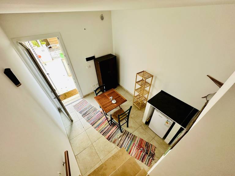 Holiday apartment with patio — photo 3