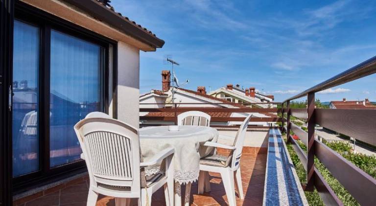 Nice holiday apartment with terrace & yard | Pet-friendly — photo 5