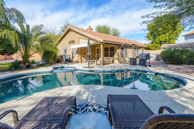 House  Superstition Springs